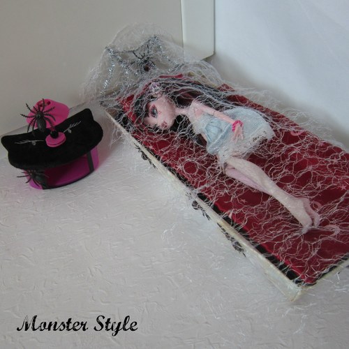Monster Style rakvička — foto 5