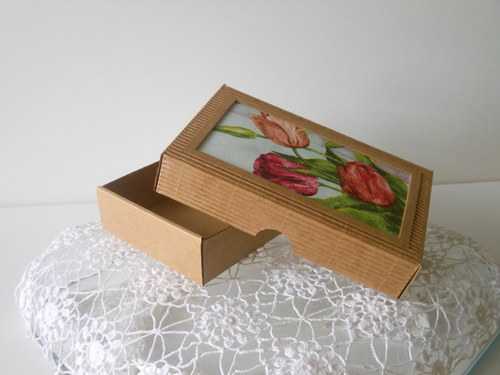KYTICE TULIPÁNŮ - dárková krabička — foto 2