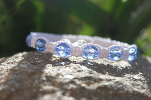 Něžnost.. Macramé/shamballa náramek — foto 3
