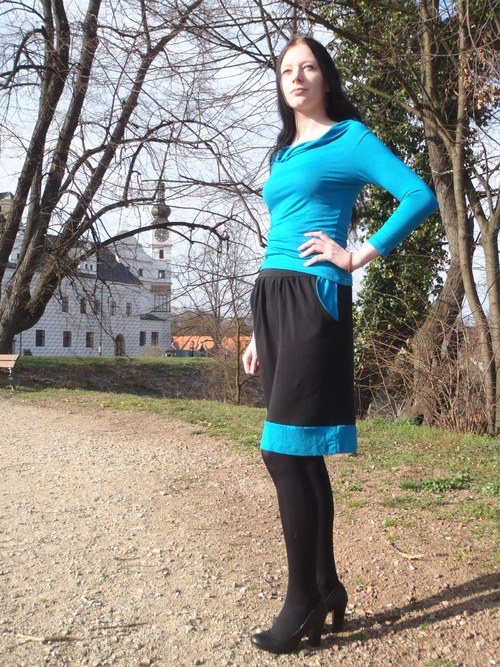 Černo - modrá úpletovka — foto 4