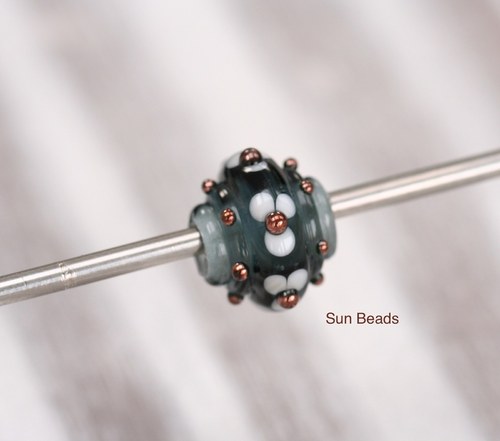 Big hole bead - Rozkvetlá — foto 2