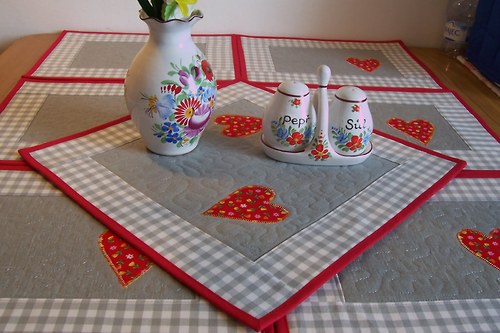 Srdíčkové prostírání — foto 3