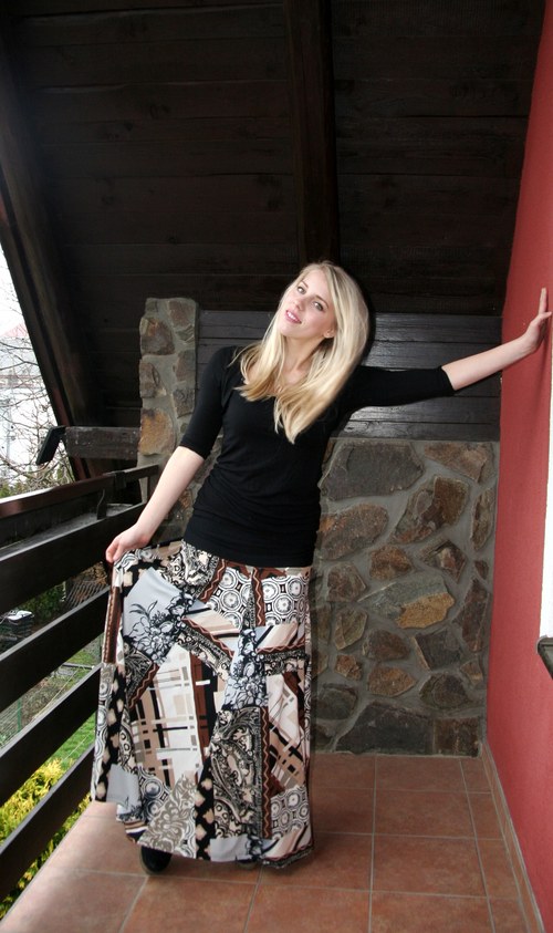 Sukně půlkolová — foto 3