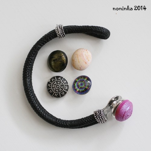 Variabilní náramek černý — foto 2