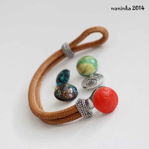 Variabilní náramek hnědý — foto 2