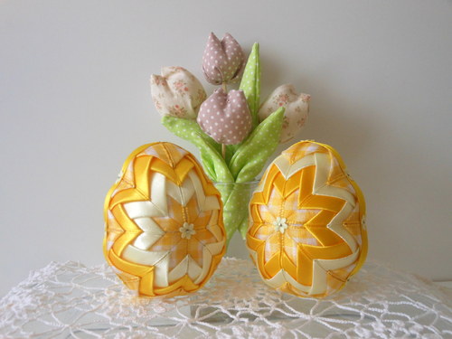 VAJÍČKA ŽLUTÁ - patchwork dekorace — foto 2