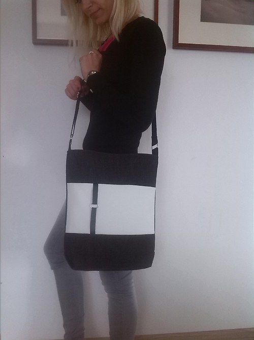 Černobílá jeansová — foto 2