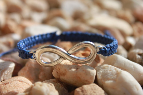 Infinity.. Náramek makramé/shamballa — foto 3