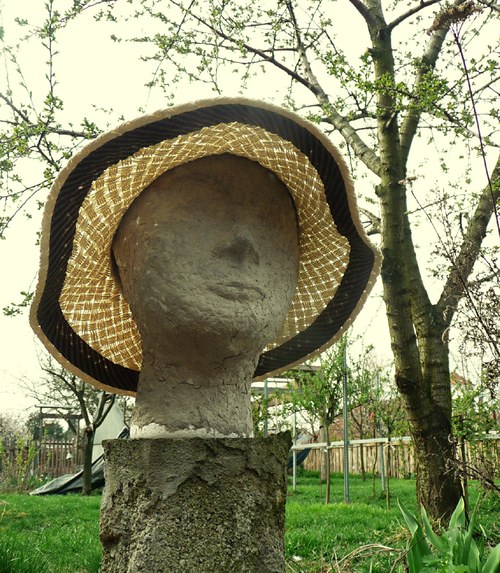 *** GARDEN II *** klobouk - sleva — foto 2