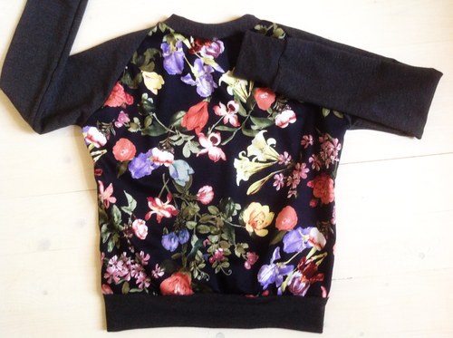 Mikina flowery — foto 6
