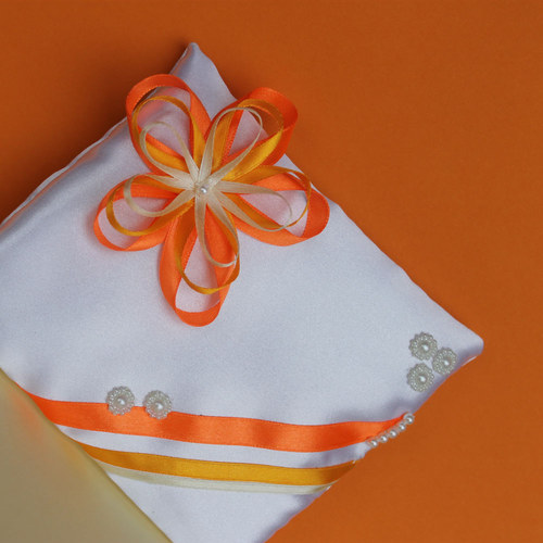 Oranžová svatba ▲ POLŠTÁŘEK pod prstýnky — foto 2