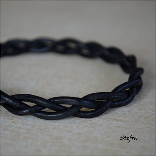 Simple black 1 - na přání — foto 2