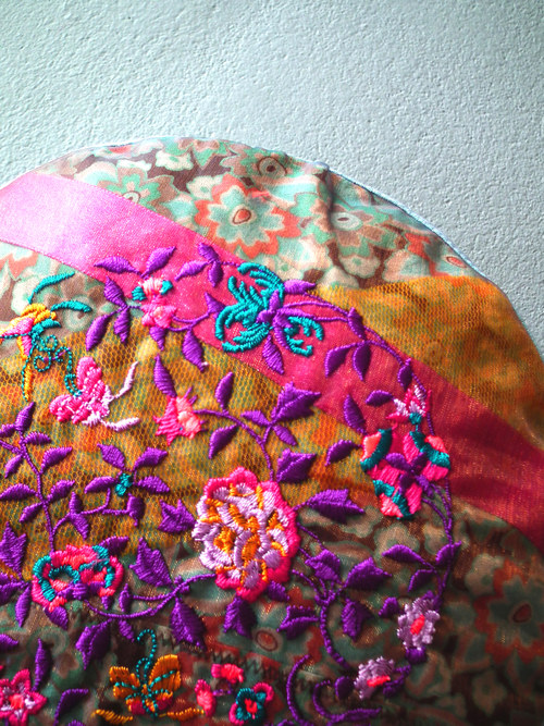 Toaletka FOLKLORE WHEEL/mandala violet — foto 2