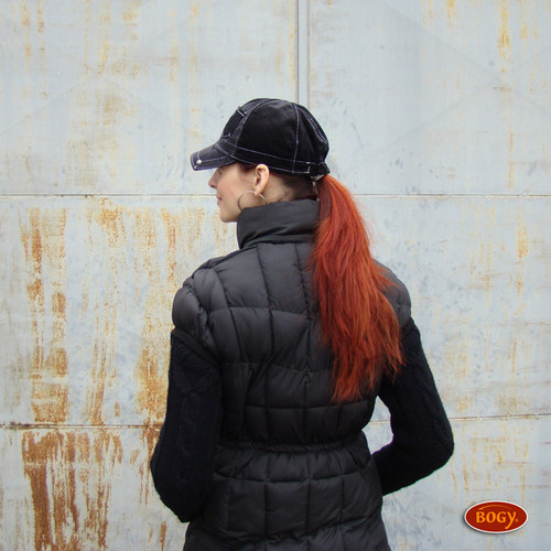 Unisex manšestrová kšiltovka černá — foto 2