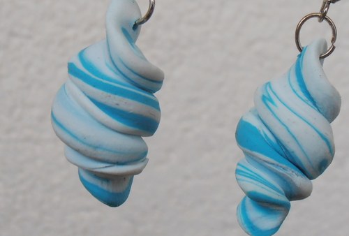 Modro-bílé kroucené — foto 4