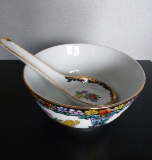 Porcelánová miska se lžičkou — foto 3