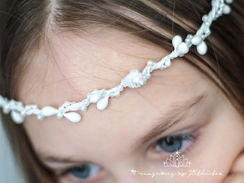 Svatební tiara s perličkami — foto 2