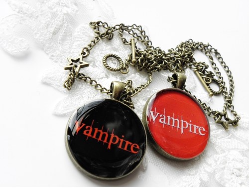 Vampire love SLEVA ze 149kč — foto 2