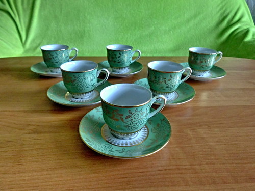Zelená porcelánová kávová súprava — foto 2