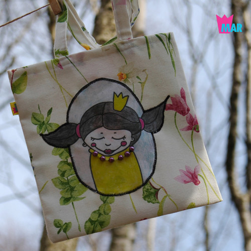 Mamka a malá princezna — foto 2