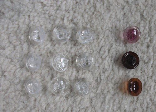 Skleněné knoflíky - 9 ks — foto 3