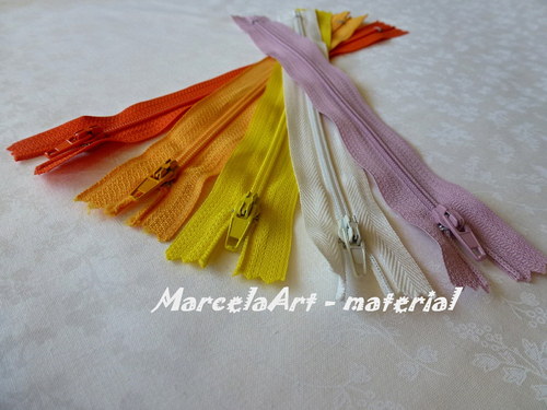 Zip 20 cm - spirálový,nerozdělávací MIX — foto 3