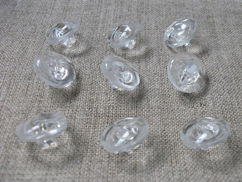 Skleněné knoflíky - 9 ks — foto 2