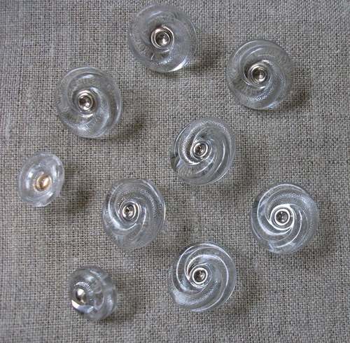 Skleněné knoflíky 7 ks — foto 3