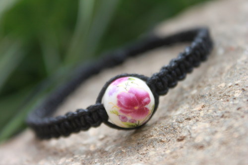 Romantic.. Náramek makramé/shamballa — foto 3