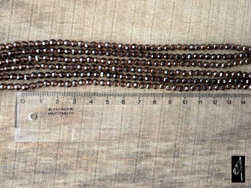 Záhněda broušená kulička 4 mm, 2 ks — foto 3