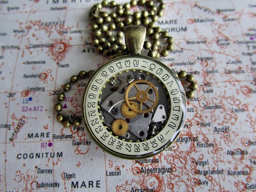 STEAMPUNKOVÝ PŘÍVĚSEK starobronz — foto 2