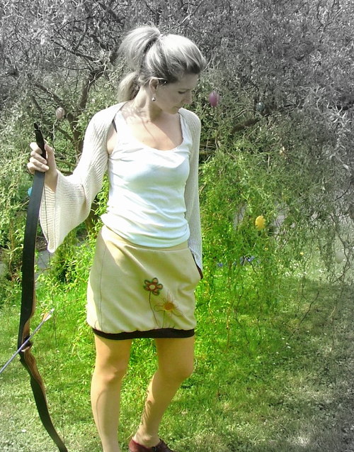 Béžovka kytkatá — foto 3