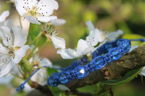 Modrá je dobrá.. Náramek makramé/shamballa — foto 2