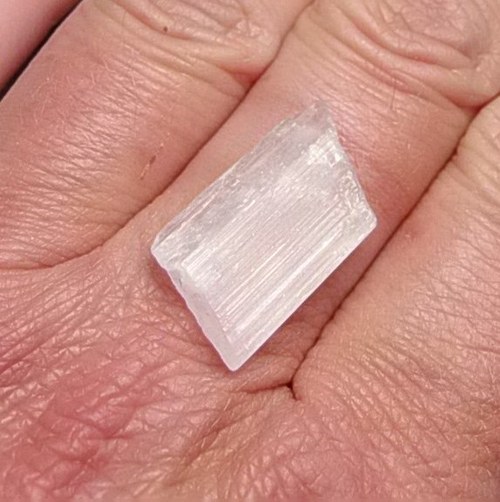 Kunzit krystal - D650 — foto 4