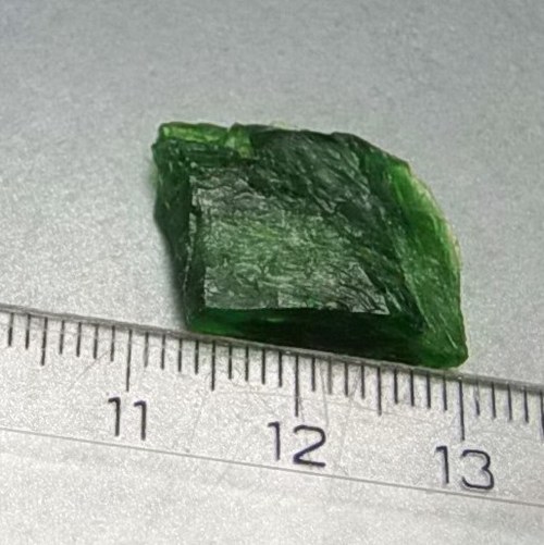 Chromdiopsid surový - D704 — foto 2