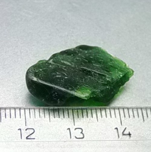 Chromdiopsid surový - D705 — foto 2