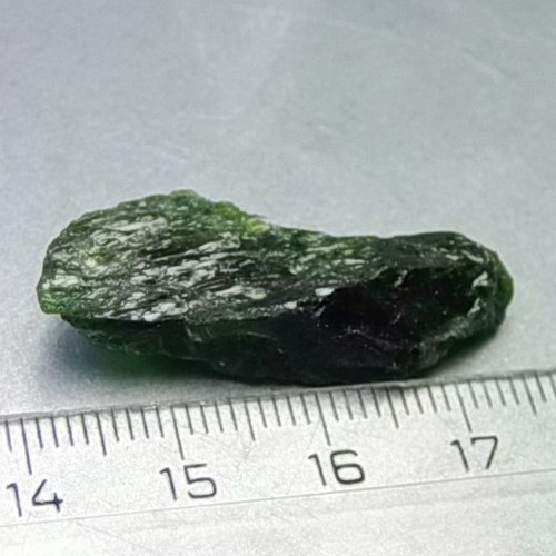 Chromdiopsid surový - D707 — foto 3
