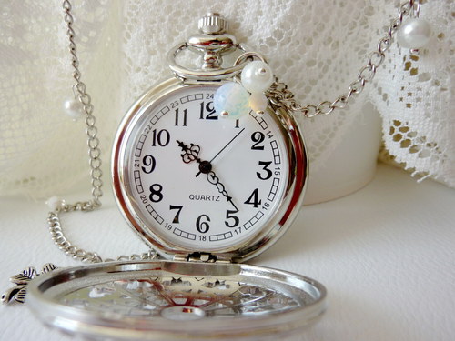 Romantické vintage Hodinky s opálem — foto 3