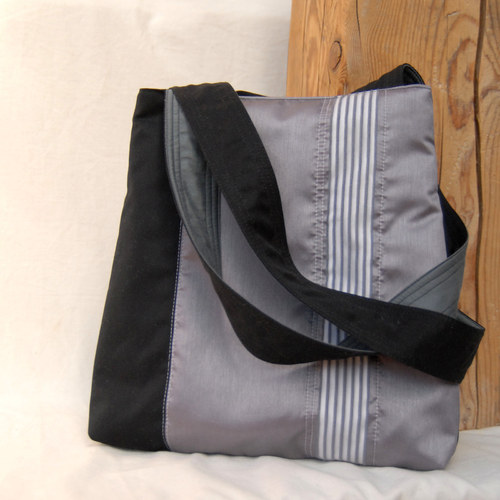 Větší elegantní kabelka - minimalistická ... — foto 2