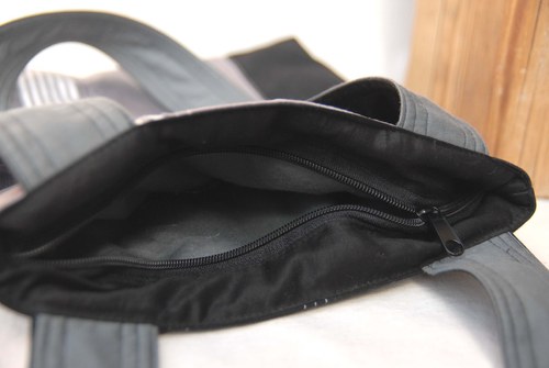 Větší elegantní kabelka - minimalistická ... — foto 3