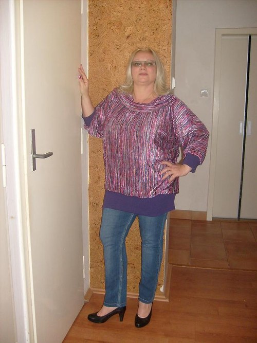 Halenka s netopýřími rukávy — foto 4