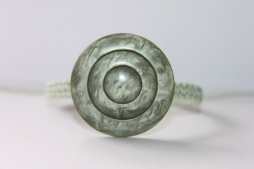 Ochranný štít.. Náramek makramé/shamballa — foto 2