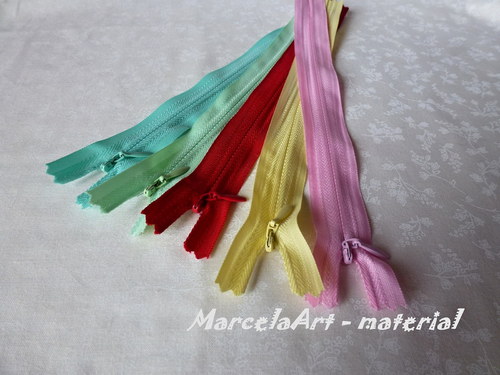 Zip 20 cm - skrytý,nerozdělávací MIX — foto 2