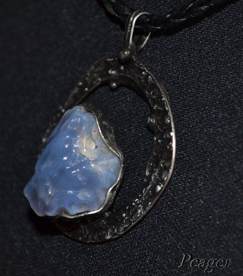 Čierny amulet — foto 4