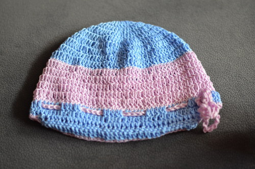 Čepička modro-růžová s kšiltíkem, 6+ m — foto 3