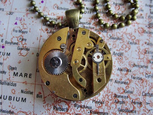 STEAMPUNKOVÝ PŘÍVĚSEK starobronz — foto 3