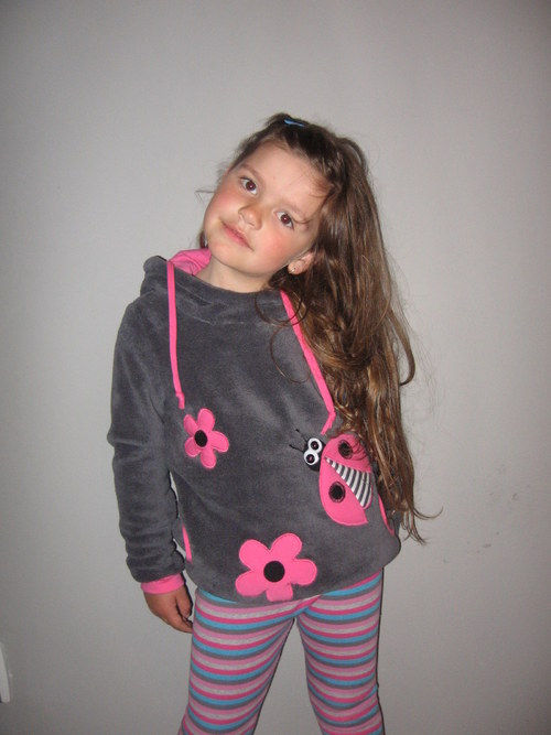 Mikina s beruškou — foto 3