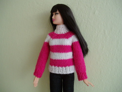 Svetr pro Barbie (5)-růžový pr. — foto 2