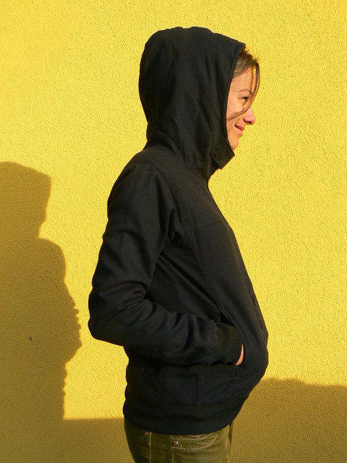 Bunda s modrým vnitřkem — foto 5