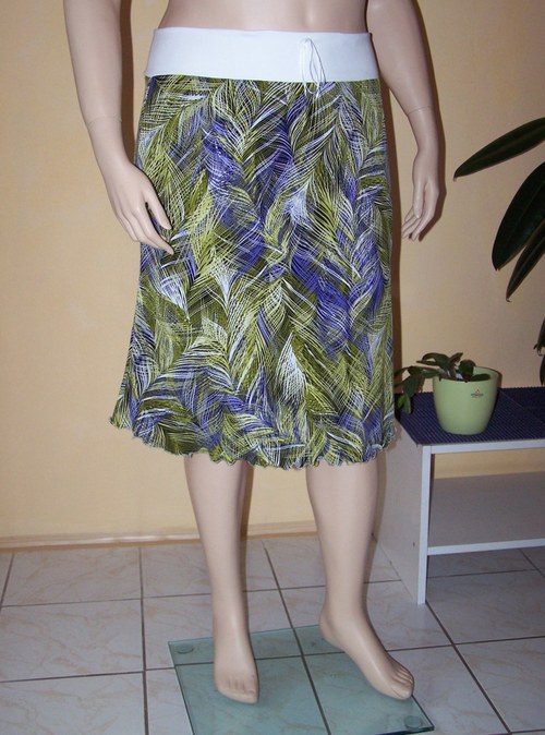 VÝPRODEJ - Sukně ,,The Elegant II." — foto 2